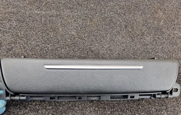 Audi A8 S8 D4 4H Dashboard storage box/compartment 4H0858381A