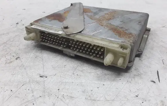 Volvo S70 V70 V70 XC Engine control unit/module P09144362 1TVR051704