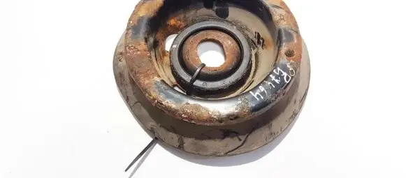 Mercedes-Benz C W203 Coil spring mount 