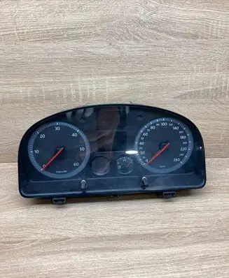 Volkswagen Caddy Speedometer (instrument cluster) 2K0920842E