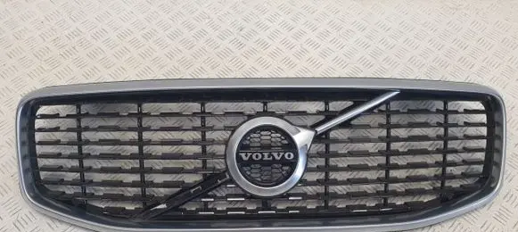Volvo XC60 Front bumper upper radiator grill