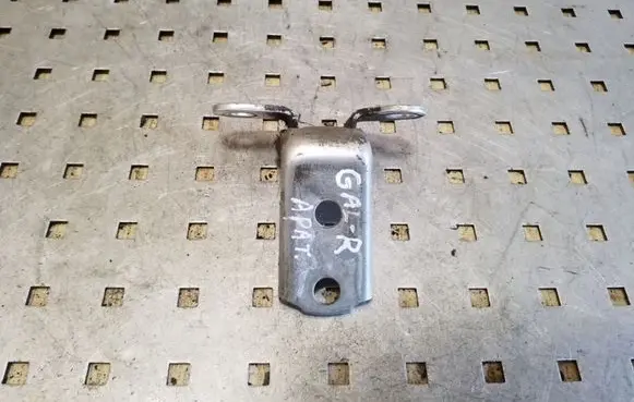 Toyota Avensis Verso Rear door lower hinge