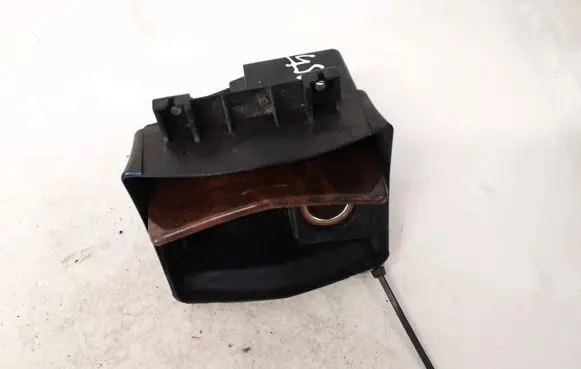 Car ashtray