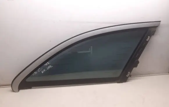 Mercedes-Benz C W203 Rear side window