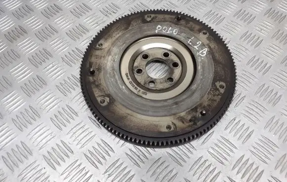 Volkswagen Polo IV 9N3 Dual mass flywheel 03D3060302