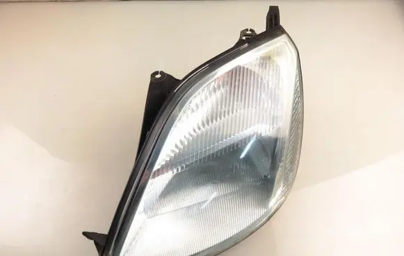 Ford Fiesta Headlight/headlamp 2S6X13W030AH