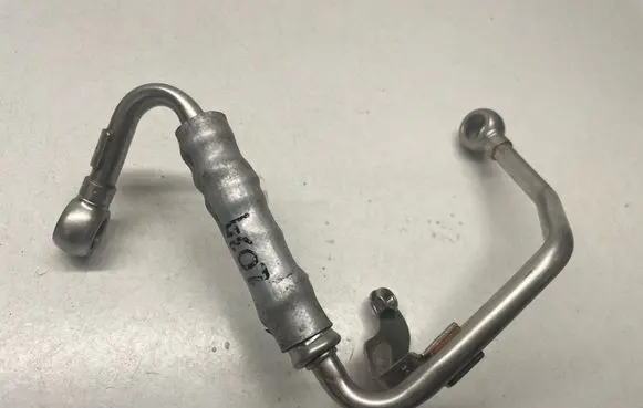 Audi Q5 SQ5 Turbo turbocharger oiling pipe/hose 06H121497B