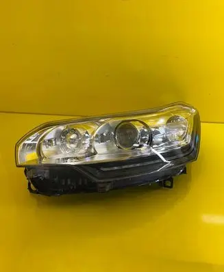 Citroen C5 Headlight/headlamp 9674399580