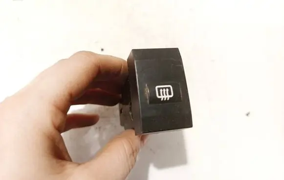 KIA Sorento Windscreen/window heater switch 864W03000 864W030003