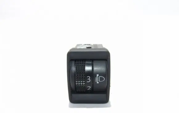 Nissan Qashqai Headlight level height control switch