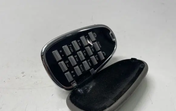 Mercedes-Benz S W221 Phone keyboard A2218230150