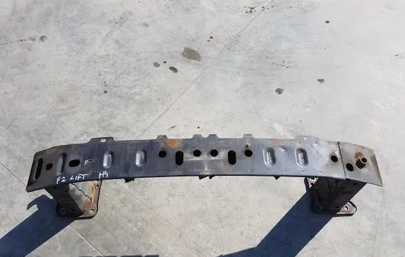 Ford Focus Front bumper support beam 