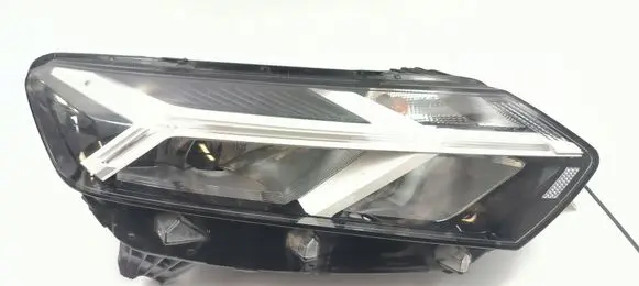 Dacia Jogger Headlight/headlamp 260107978R