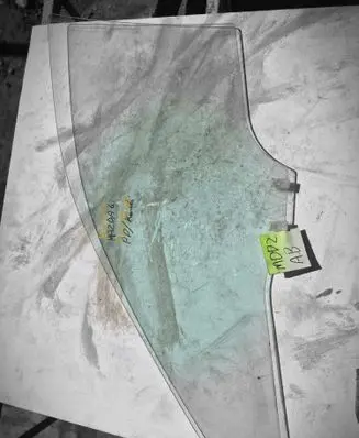 Mazda 6 Front door window glass four-door 23441