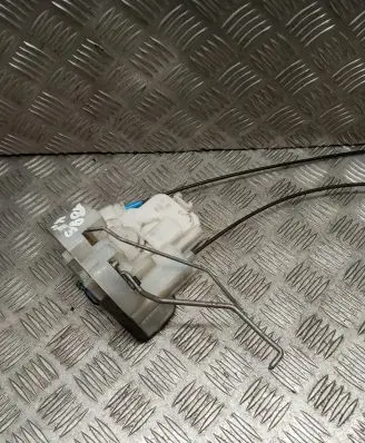 Subaru Legacy Front door lock