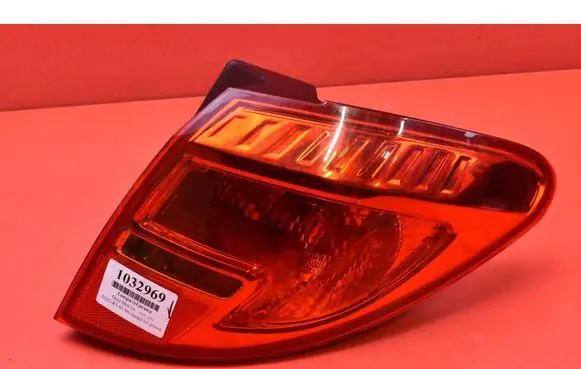 Opel Meriva B Rear/tail lights 13253628