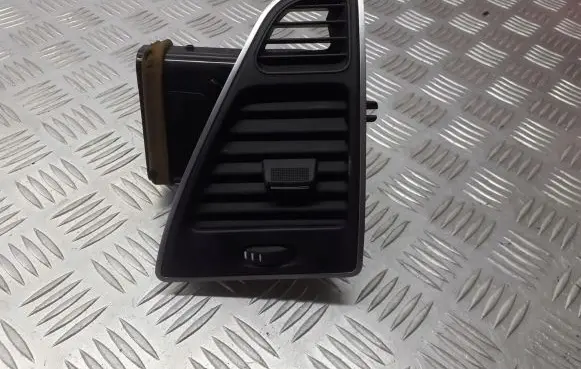 Renault Laguna III Dashboard side air vent grill/cover trim