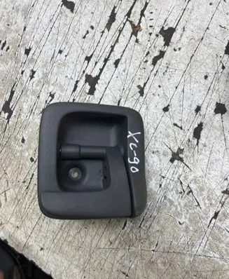 Volvo XC90 Engine bonnet (hood) release handle 30634786