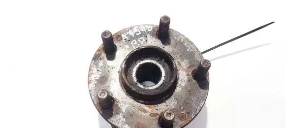 Toyota Verso Front wheel hub
