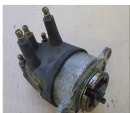 Renault Safrane Spark distributor 
