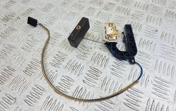 Audi A8 S8 D3 4E Fuel level sensor 4E0919673