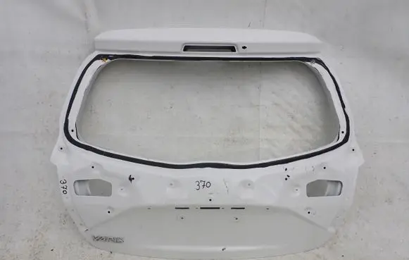 Toyota Yaris Tailgate/trunk/boot lid