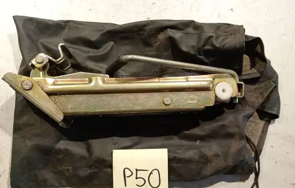 Audi A6 S6 C6 4F Lift Jack 4F0011031