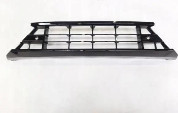 Volvo XC60 Front bumper upper radiator grill 32234959