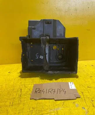 Volvo S40 Battery box tray 30667940