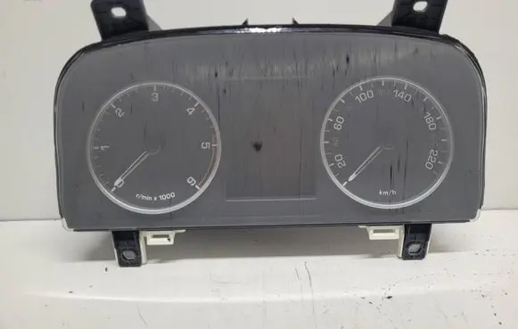 Land Rover Discovery 4 - LR4 Speedometer (instrument cluster) AH2210849EG VPAE2F10849EG AH2214C226AC