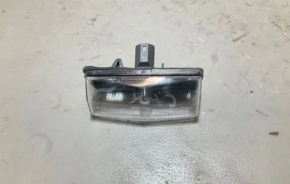 Toyota C-HR I Number plate light 81270F4010
