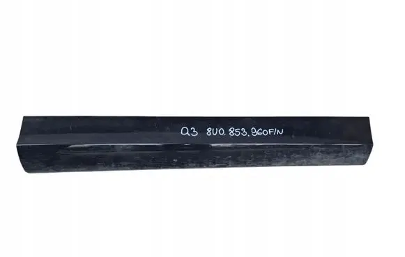Audi Q3 8U Sill/side skirt trim 8U853960F