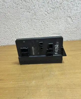 Mercedes-Benz Sprinter W906 Central body control module A9069006303 F1272