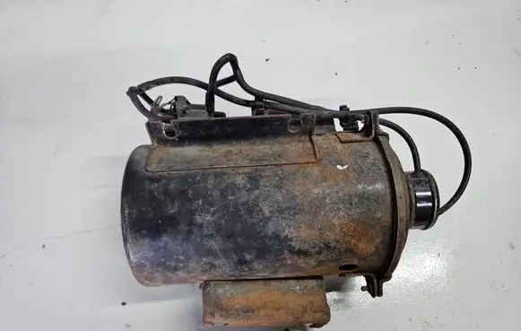 Nissan Patrol Y60 Air filter 1650022J1
