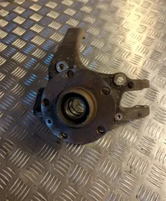 Audi A8 S8 D3 4E Rear wheel hub