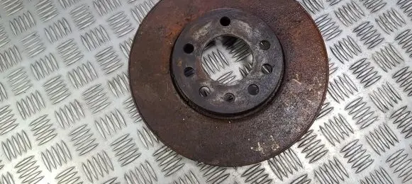 Opel Zafira B Front brake disc
