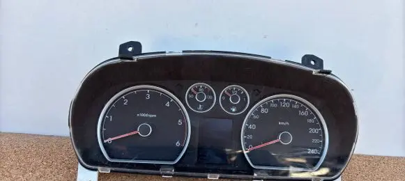 Hyundai i30 Speedometer (instrument cluster) 94003-2L530