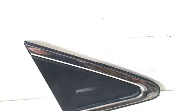 Toyota Avensis T270 Other exterior part 6011705021
