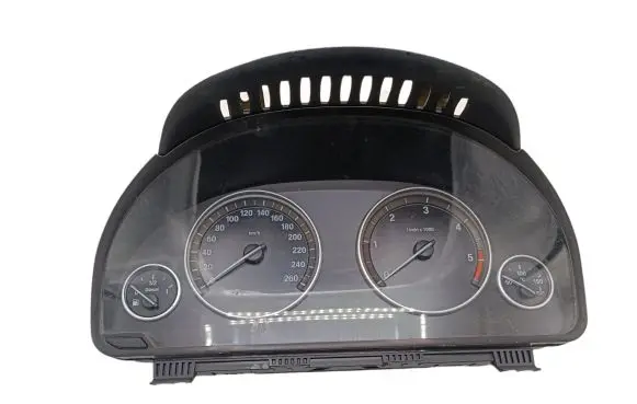 BMW 5 F10 F11 Speedometer (instrument cluster) 1598801 17840851 9249345