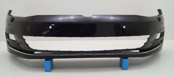 Volkswagen Golf VII Front bumper