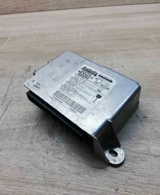 Renault Megane II Airbag control unit/module 8200307800 603383300