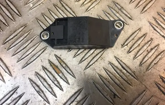 Mercedes-Benz E W211 Airbag deployment crash/impact sensor 0018209326