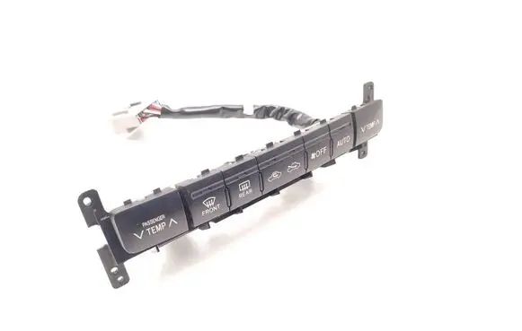 Toyota Land Cruiser (J120) Climate control unit 655944-0070