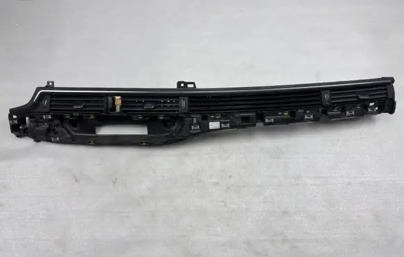 Audi A5 Dash center air vent grill 09618001