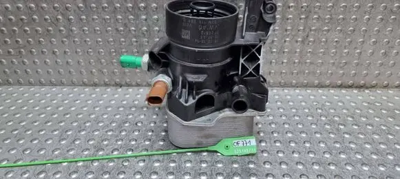 Seat Leon (5F) Oil filter mounting bracket S25145771 03N115389B