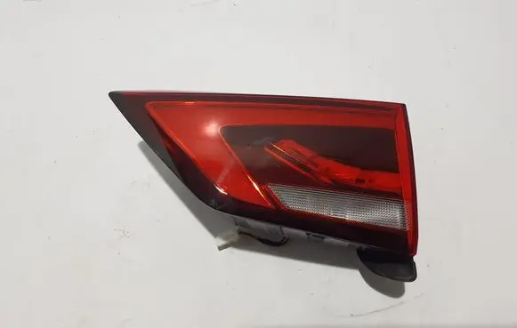 MG ZS Tailgate rear/tail lights 10571684