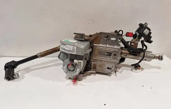 Renault Clio III Steering wheel axle 8200937939
