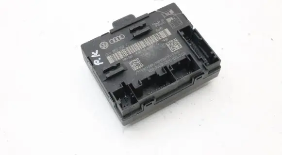 Skoda Superb B6 (3T) Coupe door lock (next to the handle) 8X0959792C