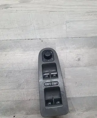 Volkswagen Sharan Electric window control switch 7N0868247
