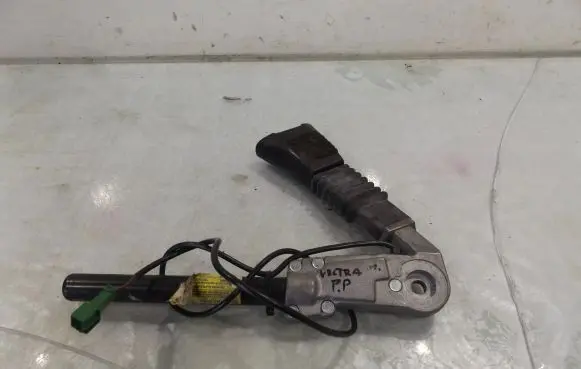 Opel Vectra B Front seatbelt